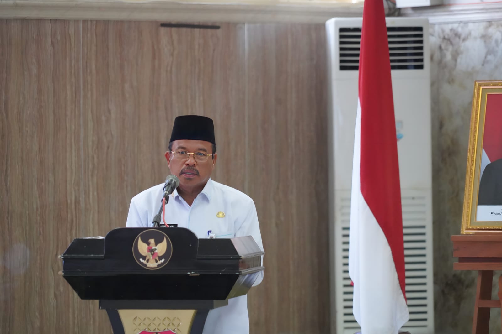 SAMBUTAN : Sekda Kalteng, Nuryakin ketika menyampaikan sambutan, di aula Bapedalitbang, Rabu (29/3/2023). (foto:ist)
