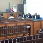 VONIS : Ketiga terdakwadugaan korupsi di Disdikpora Gumas ketika menjalani persidangan dengan agenda putusan, di Pengadilan Tipikor Palangka Raya, Senin (8/5/2023). (foto:ard)