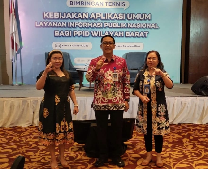 BIMTEK: Pejabat Diskominfosantik Kalteng Ikuti Bimtek Layanan Informasi Publik, di Medan, Kamis (5/10/2023). (foto:mmc)