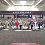 RAKOR : Gubernur Kalteng,Sugianto Sabran membuka Rapat Koordinasi (Rakor) Penyelenggaraan Pemerintahan Desa Provinsi Kalteng dan Pengukuhan Pengurus Dewan Pimpinan Daerah (DPD) Asosiasi Pemerintah Desa Seluruh Indonesia (APDESI) yang diinisiasi Dinas Pemberdayaan Masyarakat dan Desa melaksanakan, di Aula Jayang Tingang Kantor Gubernur Kalteng, Senin (13/11/2023). (foto:mmc)