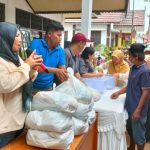 IMG_20240217_183156 Suasana pasar penyeimbang di Kelurahan Panarung, Kecamatan Pahandut, Kota Palangka Raya (Foto : Nopri)