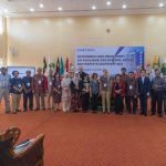 Foto bersama dalam kegiatan seminar di Gedung PPIIG Universitas Palangka Raya (Foto : Nopri)