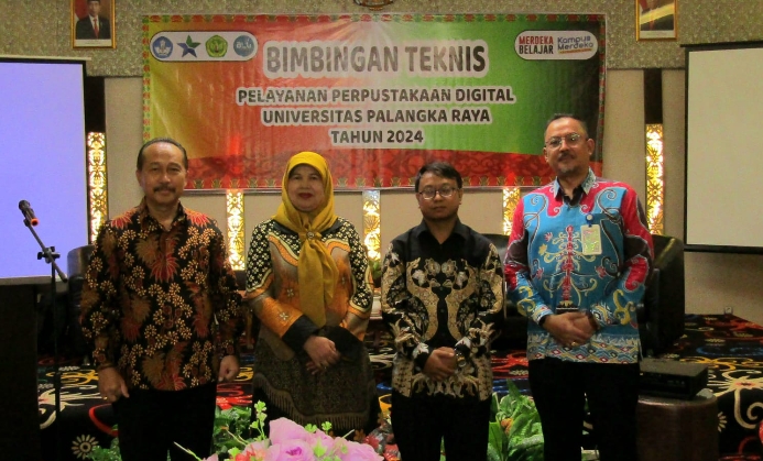 Foto bersama dalam kegiatan bimtek di Hotel Aurila, Kota Palangka Raya (Foto : Humas Universitas Palangka Raya)