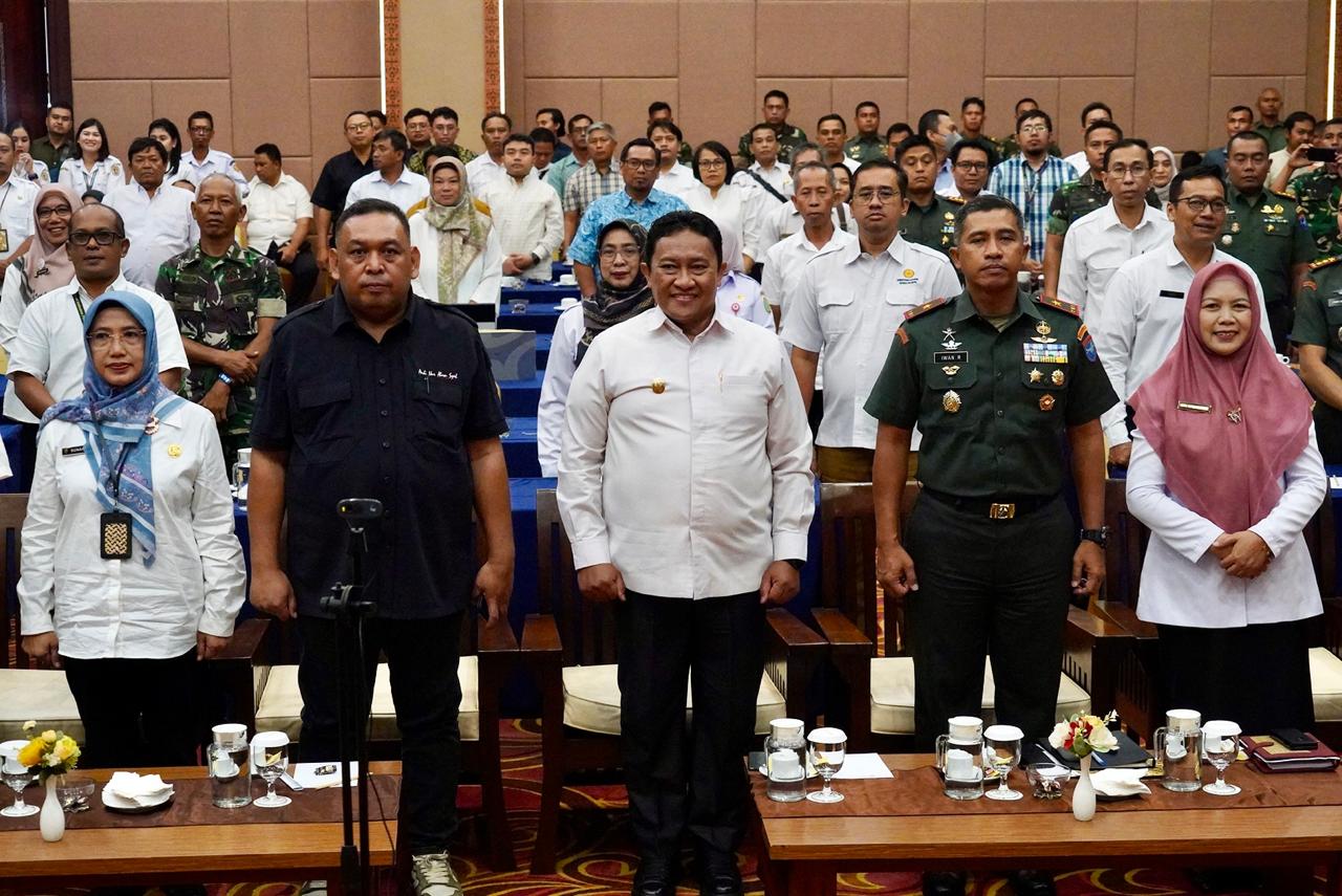 RAKOR CETAK SAWAH : Wakil Gubernur Kalteng H. Edy Pratowo pimpin Rapat Koordinasi (Rakor) Persiapan Kegiatan Cetak Sawah di Provinsi Kalimantan Tengah, di Ballroom Hotel M-Bahalap Palangka Raya, Rabu (18/9/2024). (foto:ardi)