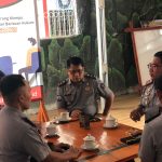 Kepala Lembaga Pemasyarakatan Kelas IIB Sampit, Meldy Putera, Kanwil Kemenkumham Kalteng kumpulkan Tim Kehumasan Lapas Sampit. Selasa, (15/10/2024).