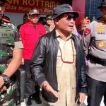 WAWANCARA : Gubernur Kalteng, Agustiar Sabran bersama Kapolda Kalteng, Irjen Iwan Kurniawan saat diwawancarai, Jumat (16/5/2025).