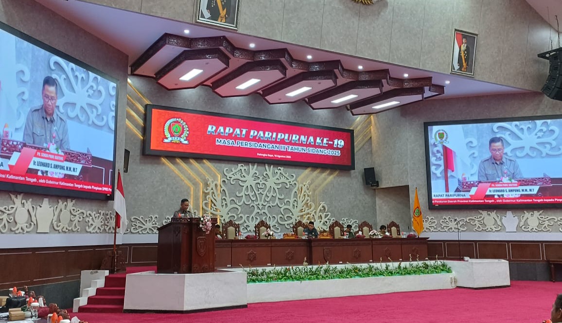 Rapat Paripurna ke-19 Masa Persidangan III Tahun Sidang 2025 di DPRD Provinsi Kalteng (Foto : Ist)