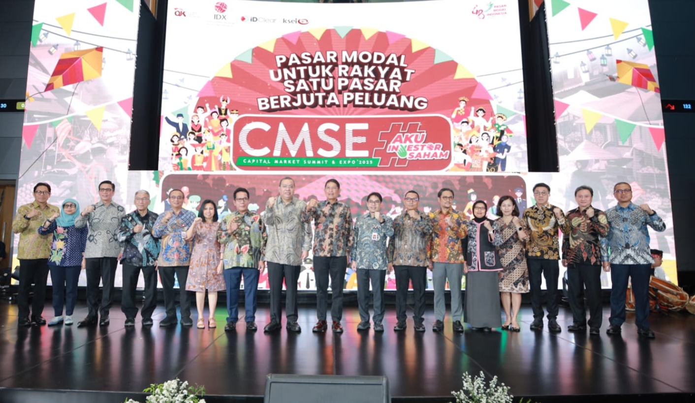 Foto bersama pada kegiatan CMSE 2025 di Main Hall BEI, Jakarta (Foto : Ist)