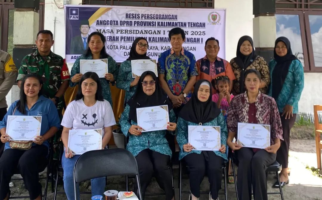 Anggota Komisi II DPRD Kalteng, Agie saat reses di Kelurahan Kanarakan, Kecamatan Bukit Batu, Kota Palangka Raya (Foto : Ist)