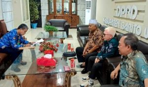 DPRD HSU Kalsel saat melakukan kunjungan kerja ke DPRD Kabupaten Barito Utara (Foto : Ist)