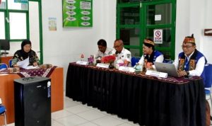 Kegiatan penilaian akreditasi hari kedua yang berlangsung di Aula Labkesda Barito Utara (Foto : Ist)