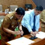 Penandatanganan kerja sama antara Pemkab Barito Utara dan Kejari Barito Utara (Foto : Ist)