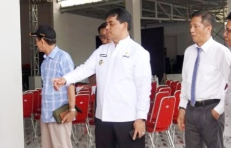 Bupati Barito Utara, Shalahuddin saat fasilitas pemondokan perseta (Foto : Ist)