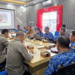 Dinas Perkimtan Barito Utara menyosialisasikan pengelolaan data pertanahan dengan mengembangkan SIPETAK (Foto : Ist)