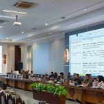 Rapat menetapkan Agenda Rapat dan Kunker Masa Persidangan II Tahun 2026 untuk bulan Februari hingga Maret di Ruang Rapat Gabungan DPRD Kalteng (Foto : Ist)